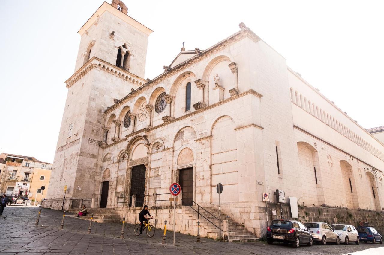 B&B 30 Mt Dal Duomo Benevento Luaran gambar